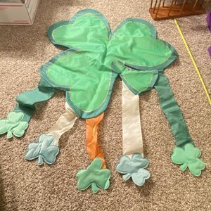Vintage St Patricks Shamrocks Welcome Garden Flag